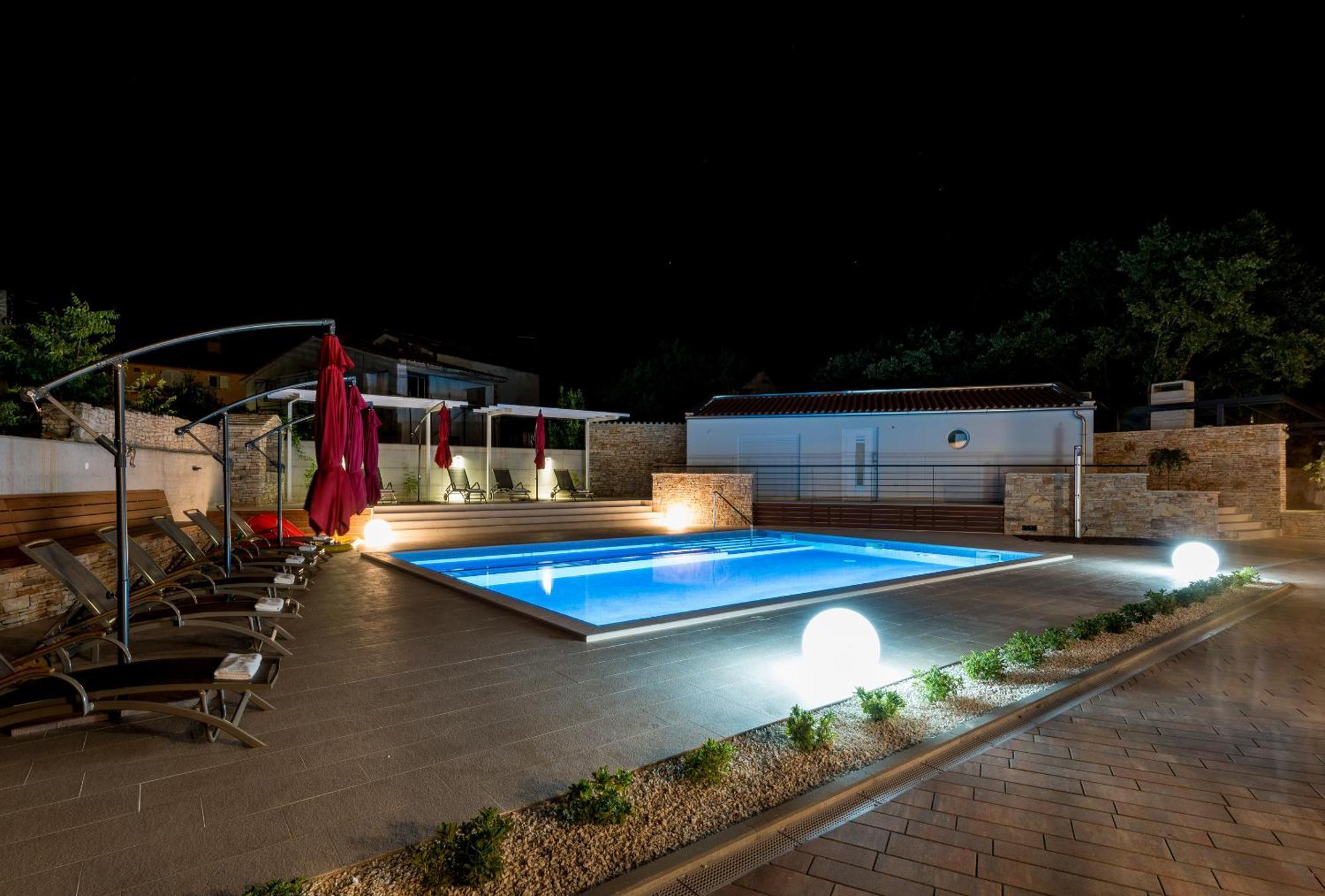 Villa Anja 2Nd Floor Peroj Ngoại thất bức ảnh