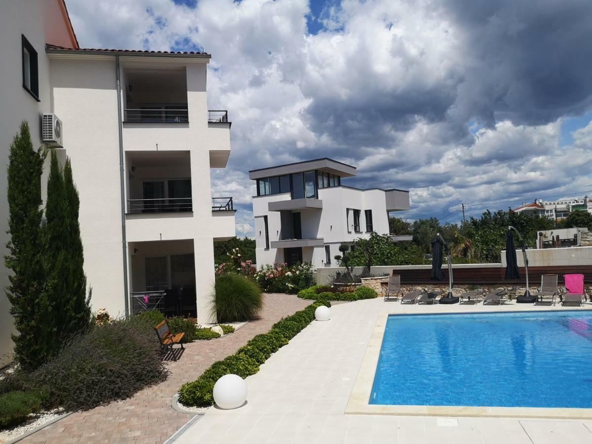 Villa Anja 2Nd Floor Peroj Ngoại thất bức ảnh